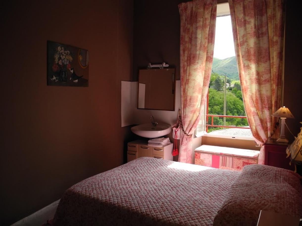 Le Comptoir Du Ranc De Bannes Hotell Sumène Eksteriør bilde